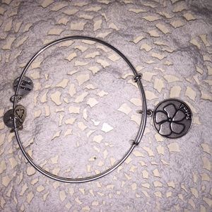Friend charm bangle