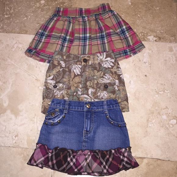Lots of Toddlers girls skirts - Picture 2 of 2