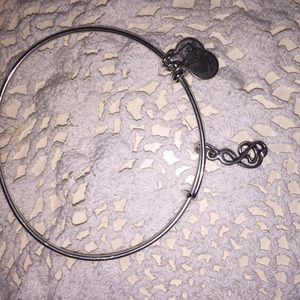 Sweet melody charm bangle