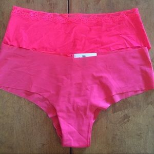 NWT Victoria's Secret No-Show Underwear