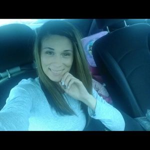 Meet your Posher, Tina