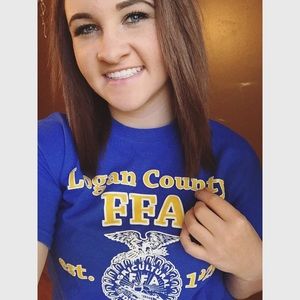 Meet your Posher, Cora