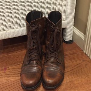 Steve Madden Troopa's size 7.5