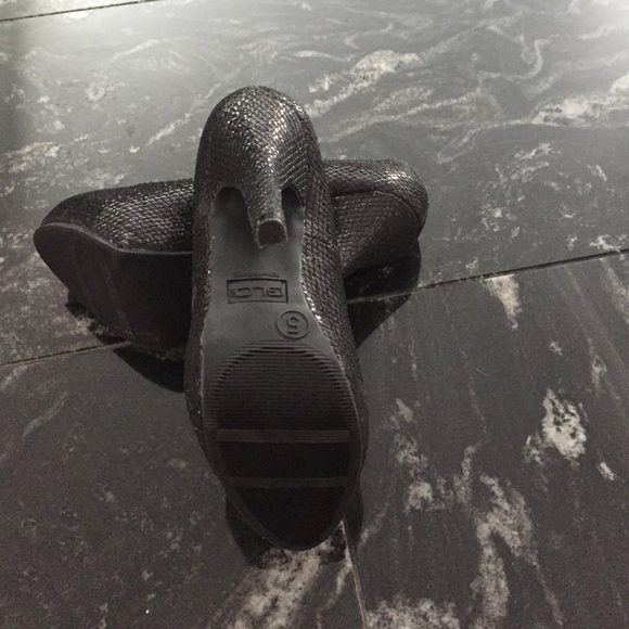 GLO prom shoes - Picture 4 of 4