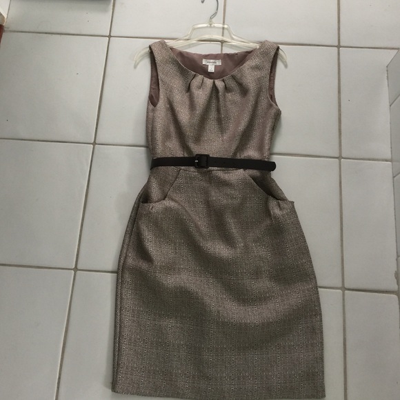 Dress Barn Size 6 sleeveless Dress