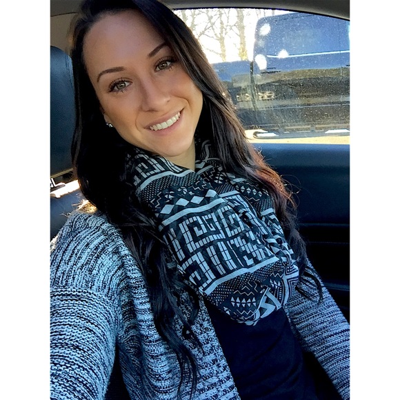 Meet your Posher, Nicole