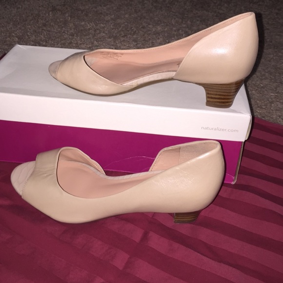 Nude pumps brand new