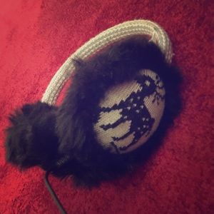 Did is de rain dear fluffy head phones