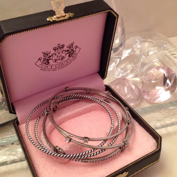 Juicy bangle set 🎀