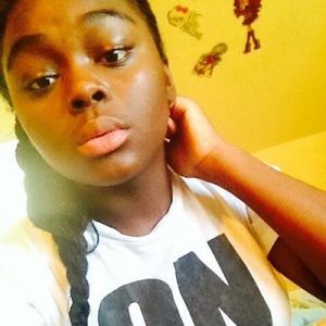 Meet your Posher, Jasmine