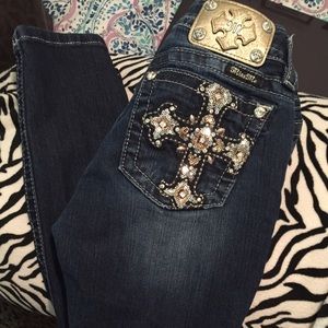 Skinny Miss Me Jeans! Super cute & stylish!
