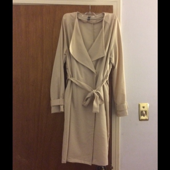 h&m beige trench coat, sz10