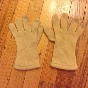 Woven gloves