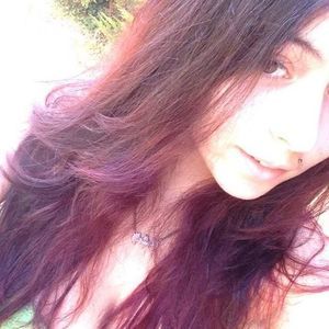 Meet your Posher, Loribeth