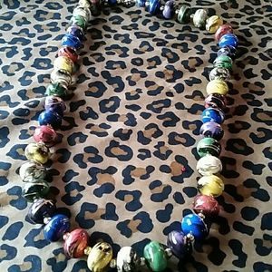 Accent necklace