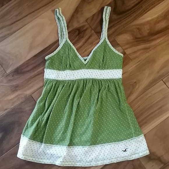 Green polka dot baby doll Hollister top - Picture 1 of 3