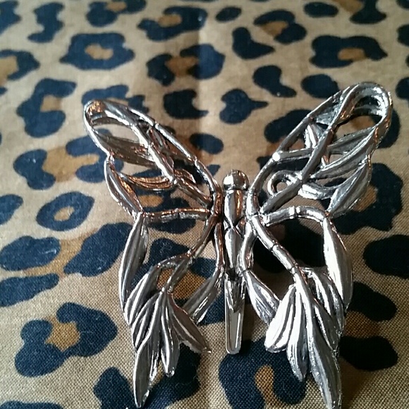 Butterfly hair clip