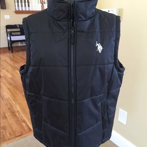 Polo men's quilted vest. NWOT.