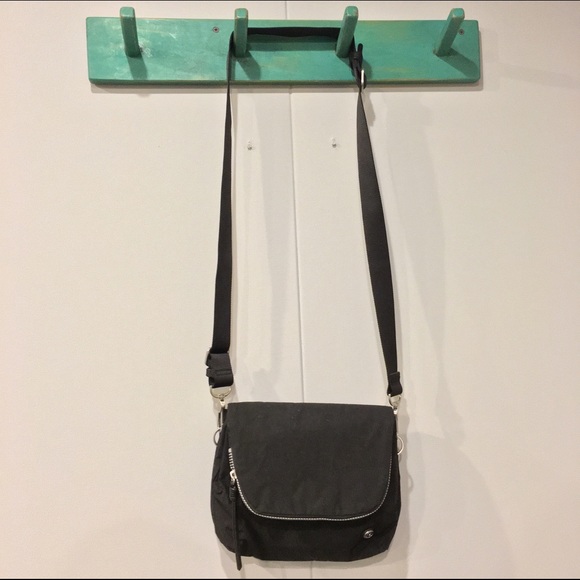 Lululemon Party Om Bag