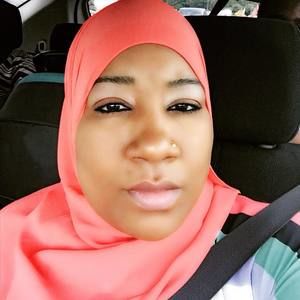 Meet your Posher, Nadia