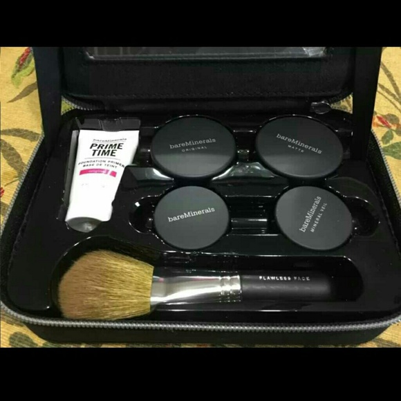 NEW Bare Minerals Make-up Kit (No Brush Included)