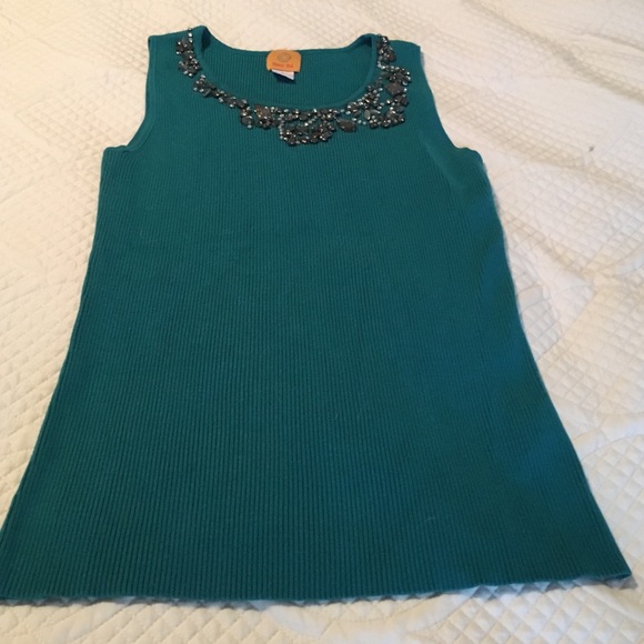 Beaded sleeves top