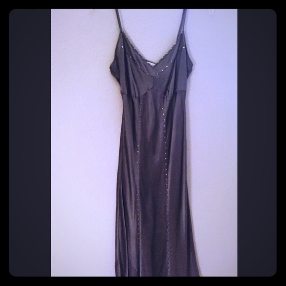 Beautiful silky grey dress with stud details - Picture 1 of 1