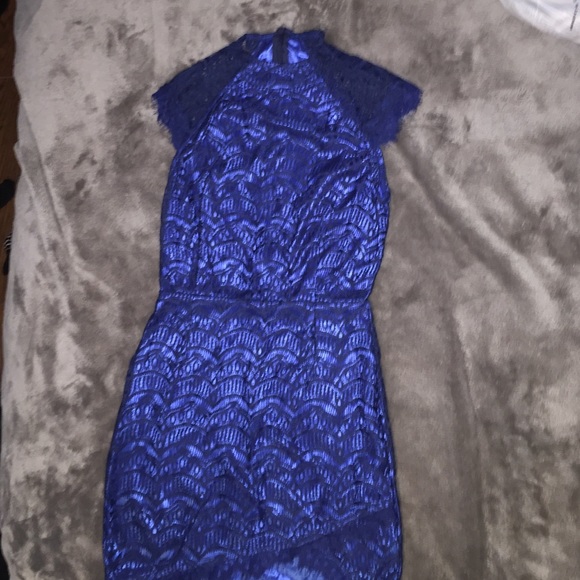 Asymmetric blue lace party dress