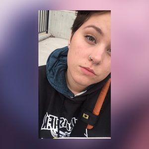 Meet your Posher, Amity