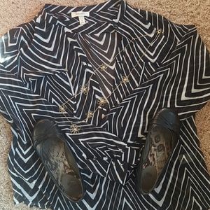 Dressbarn Black and White Patterned Blouse