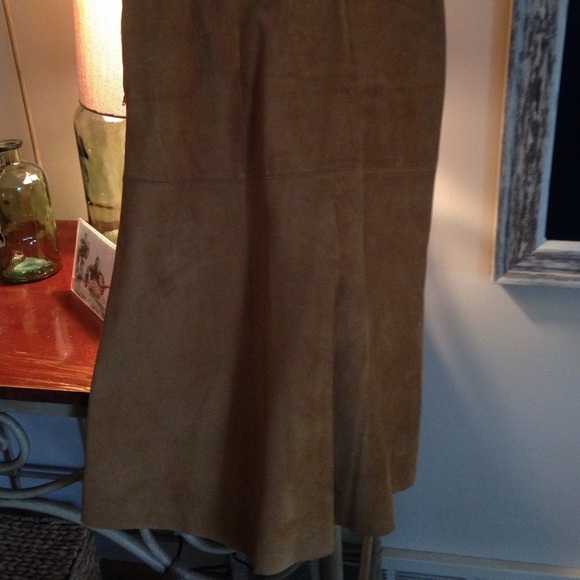 Bcbg suede skirt