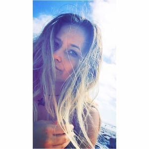 Meet your Posher, Eva