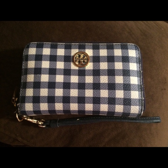Tory Burch Robinson Medium Gingham Wallet/Wristlet