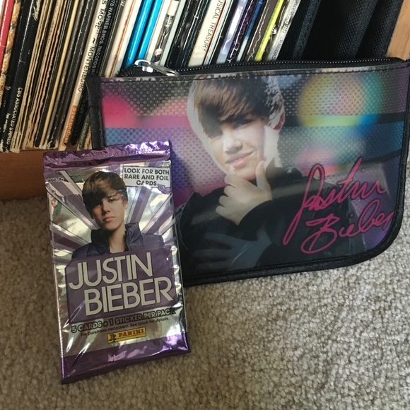 NEVER OPENED Justin Bieber cards & hologram pouch