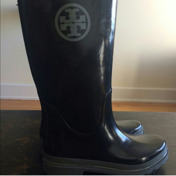 Tory Burch rain boots size 11
