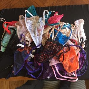 50 pairs of Chuns Thongs Panties Medium
