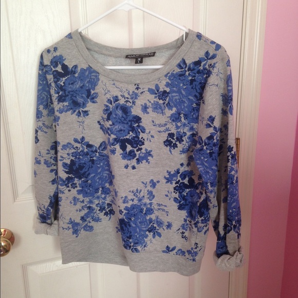 Blue and grey sweater from Almost Famous.