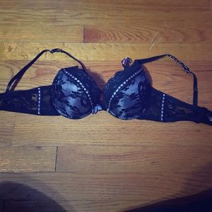 Sale: sexy, lacy bra