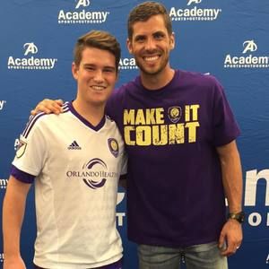 Meet your Posher, Bradley