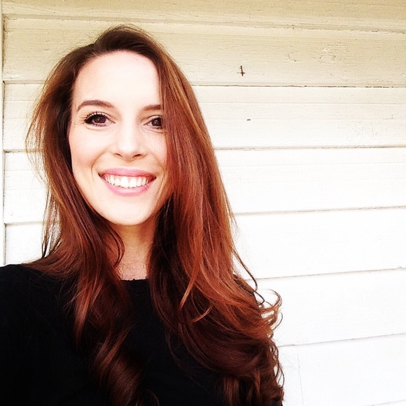 Meet your Posher, Amanda - Picture 1 of 1