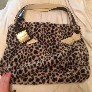 Leopard print