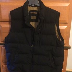 Men's St. John's Black vest