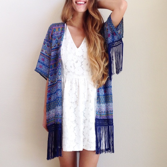 | new | fringe kimono - Picture 2 of 4