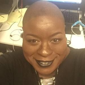 Meet your Posher, Deanee