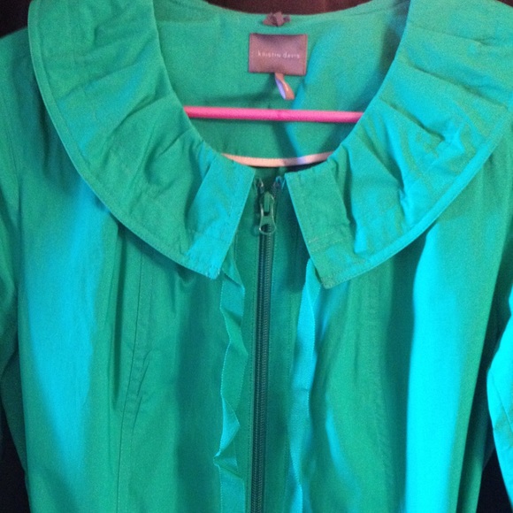 Ruffle Collar Light Jacket - Picture 3 of 4