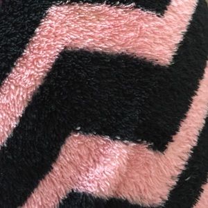 Meet your Posher, Mercy