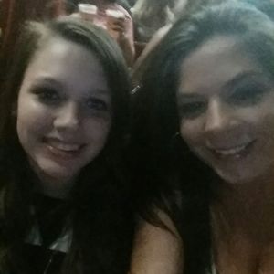 Meet your Posher, Victoria