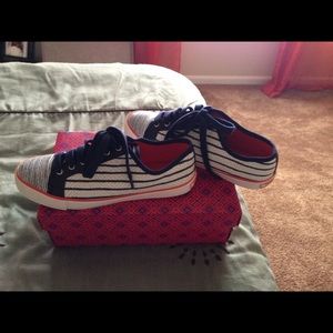 Tory Burch Sneakers LOWERED PRICE FOR 6 HOURS