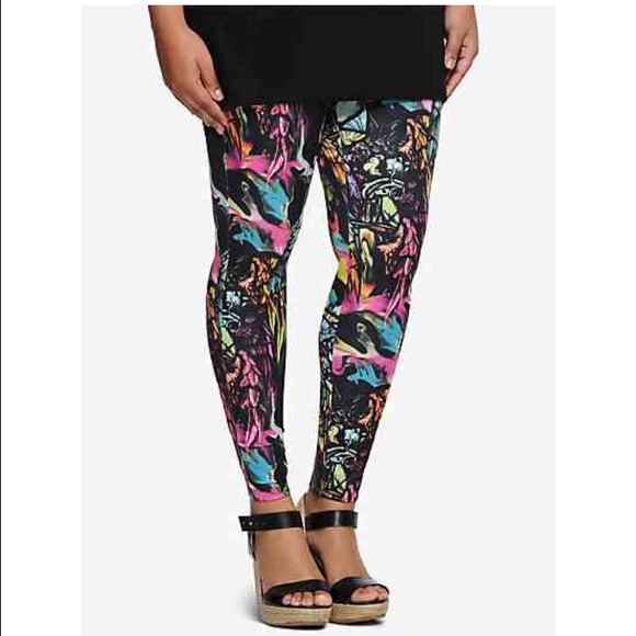 Torrid Cathedral Print Leggings Size 4