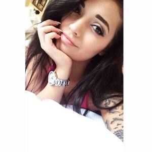 Meet your Posher, Kenzie